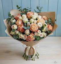 Букет цветов из:  Альстромерии и Розы #REPLACE_PRED# Агинском