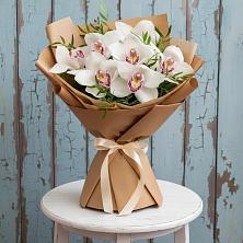 Букет Белые орхидеи в Агинском Букет цветов из: Орхидеи и Розы в Агинском
